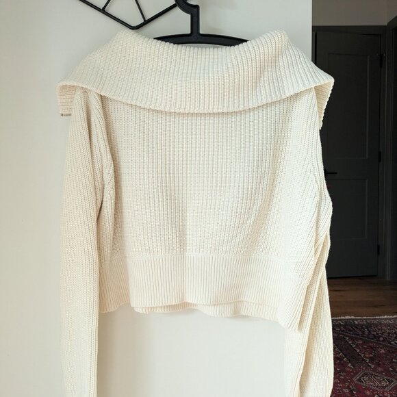 White Knit Zip up sweater - Picture 3 of 7